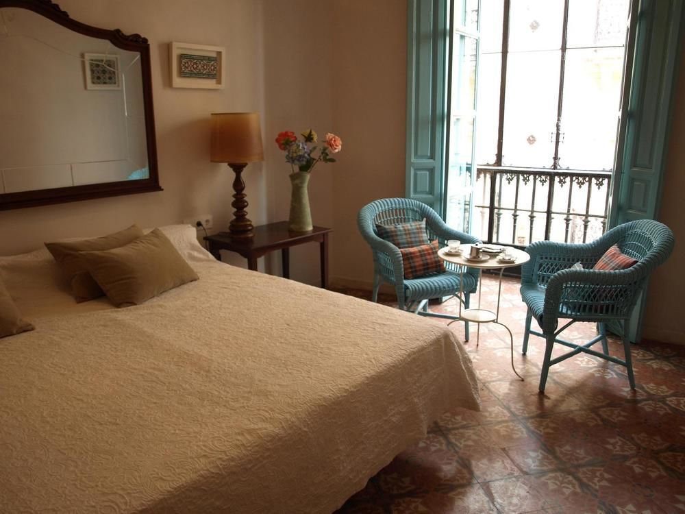 Hotel Boutique Casa De Colon Seville Luaran gambar