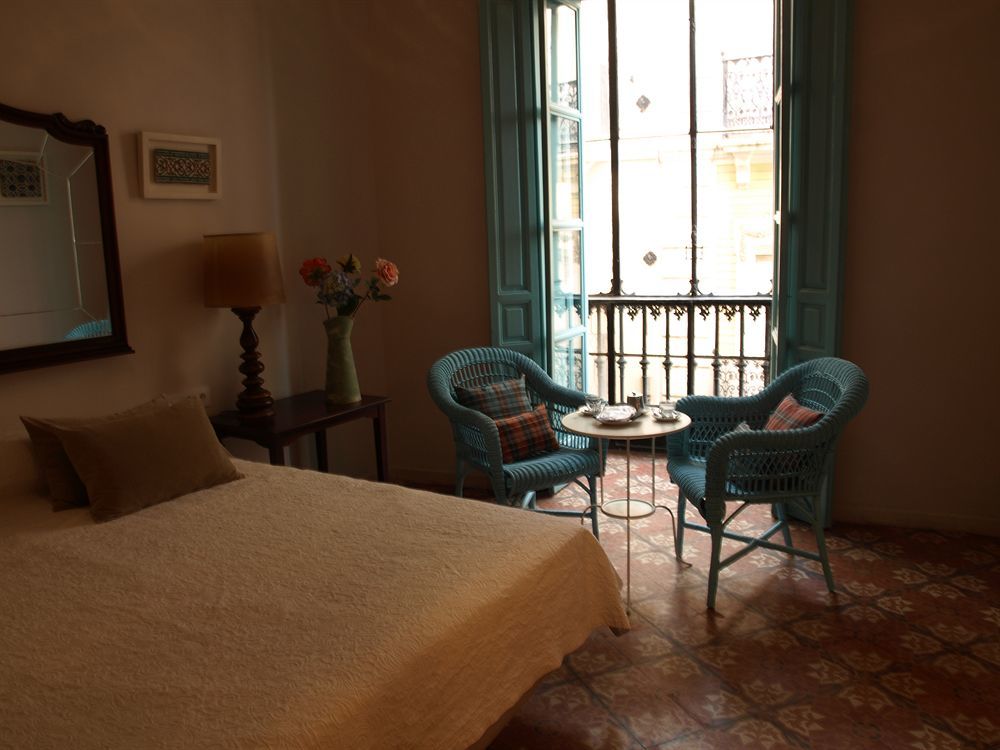 Hotel Boutique Casa De Colon Seville Luaran gambar